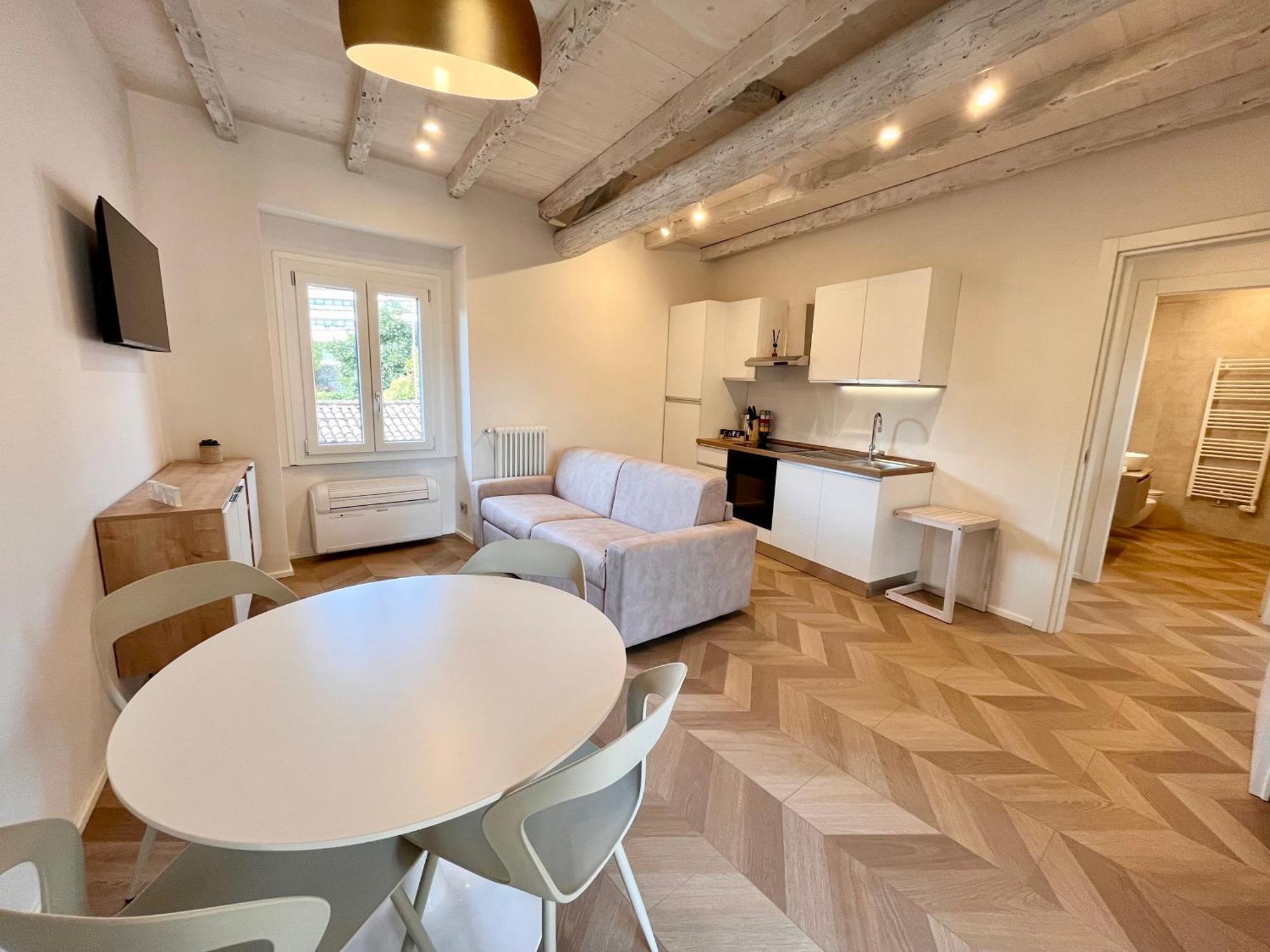 Lameca Bergamo Apartment ภายนอก รูปภาพ